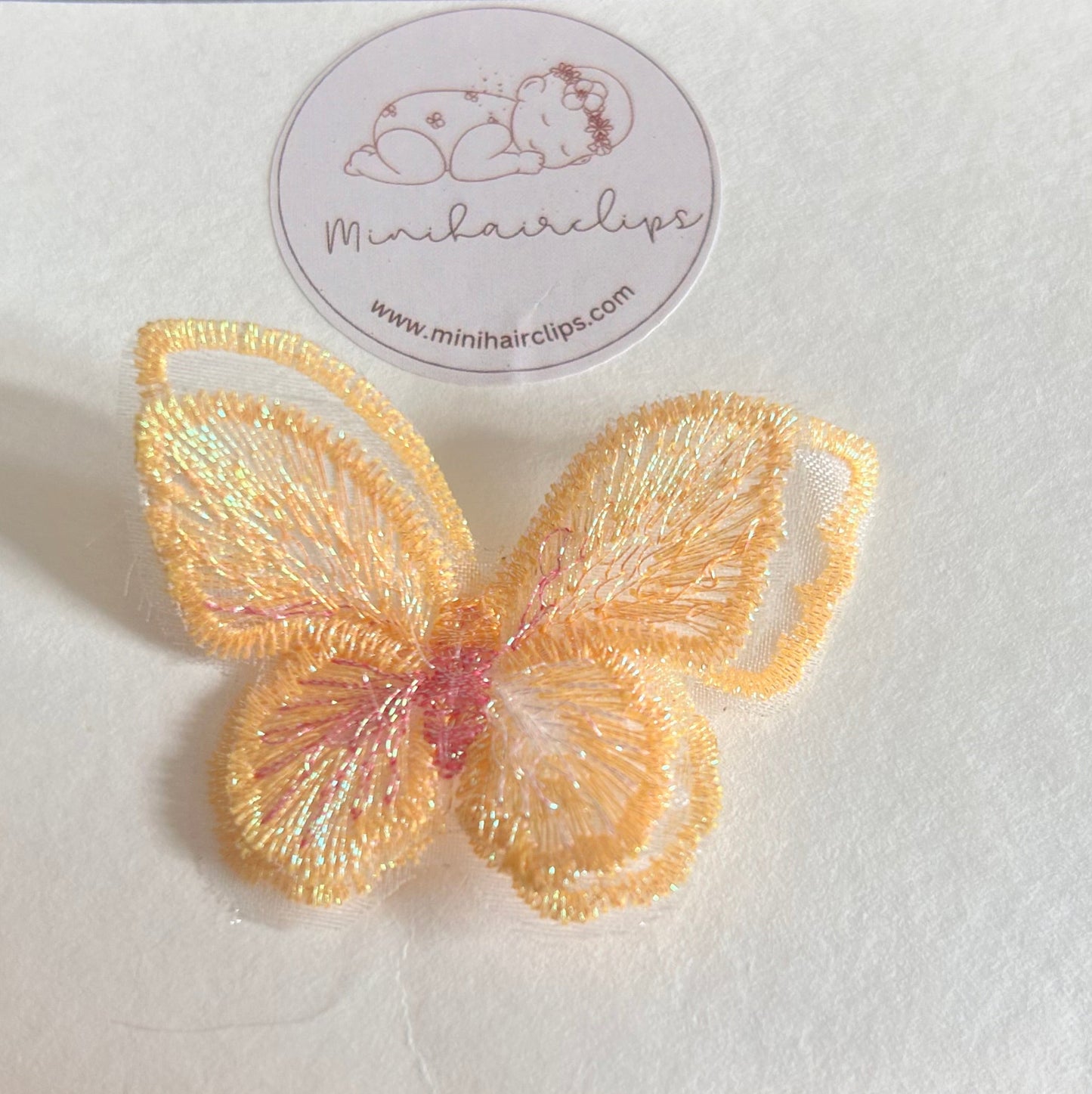Limited Edition – Schmetterlings-Spange „Einzelstück mit Flügeln“