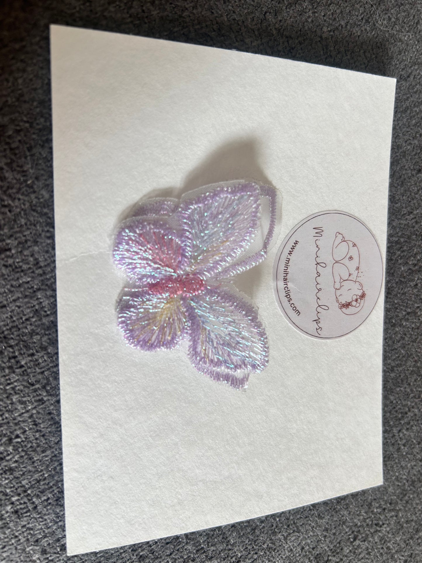 Limited Edition – Schmetterlings-Spange „Einzelstück mit Flügeln“