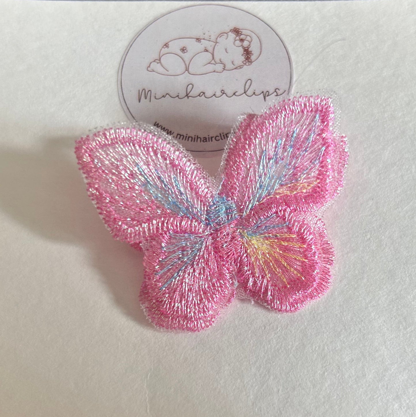 Limited Edition – Schmetterlings-Spange „Einzelstück mit Flügeln“